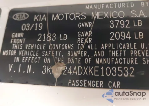 2019 Kia Forte Lxs z USA, uszkodzony, nr VIN 3KPF24ADXKE103532